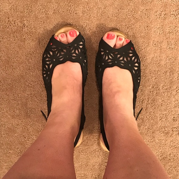 Spring Step Wedge Slingback Sandals - Picture 6 of 7